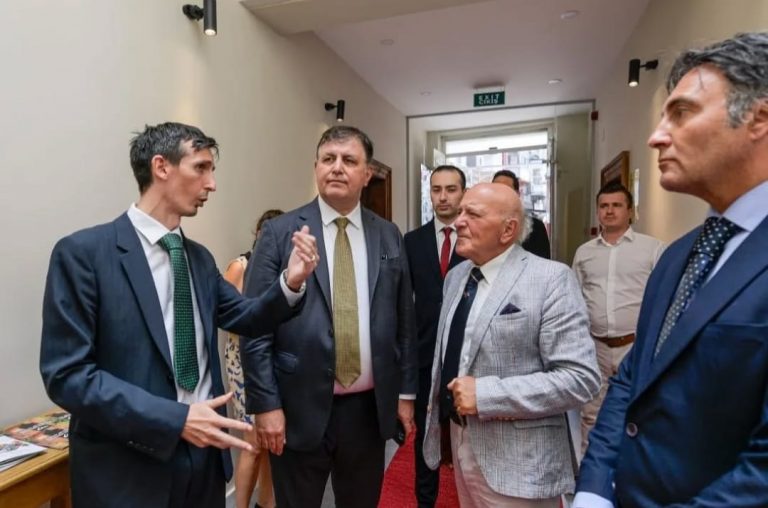 WhatsApp Image 2025-01-09 at 13.21.33