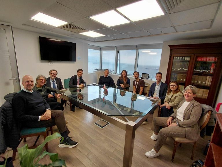 WhatsApp Image 2025-10-22 at 15.03.02 (2)